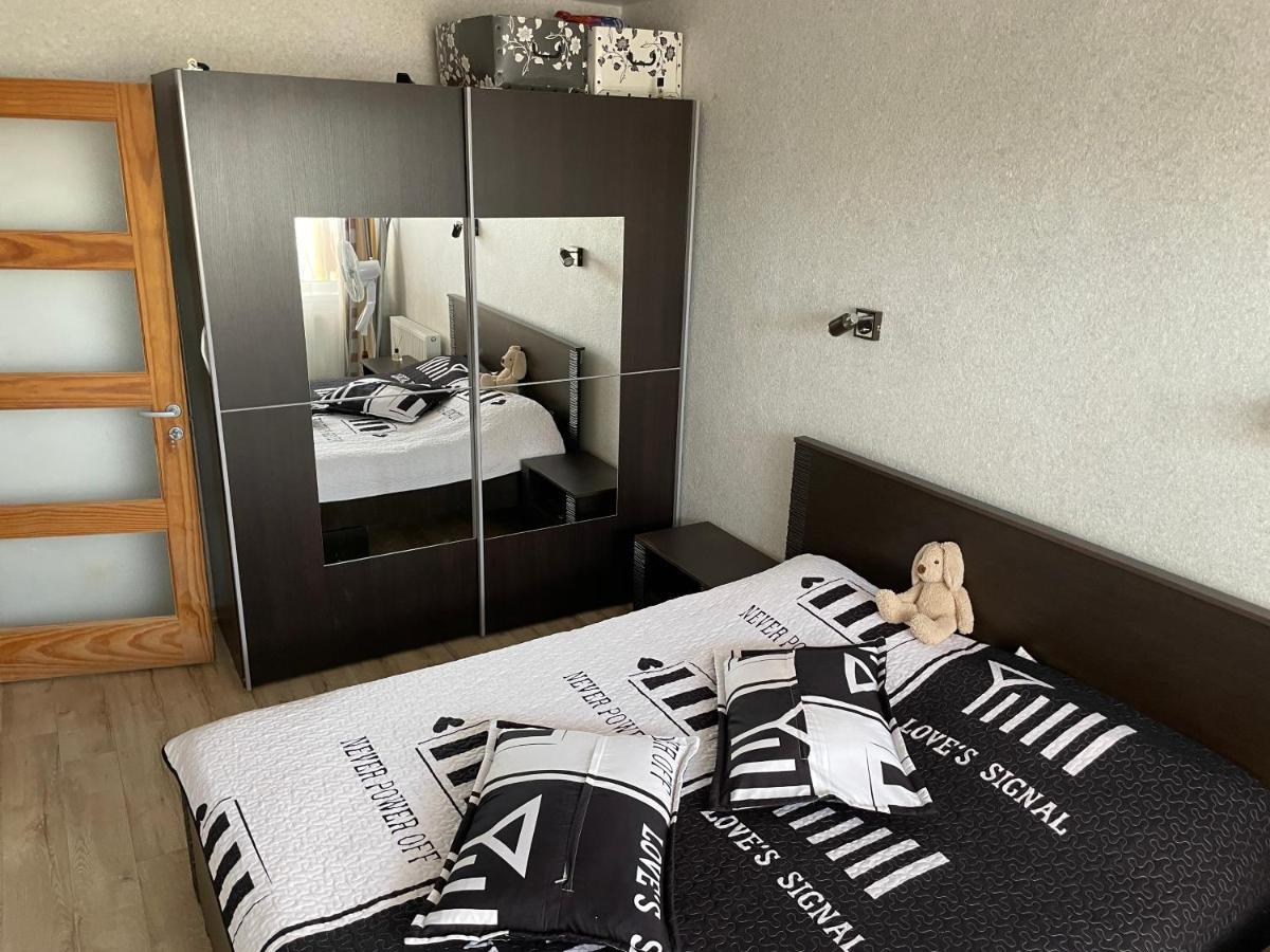 Happy Guest Apartament Apartment Jurmala Exterior photo